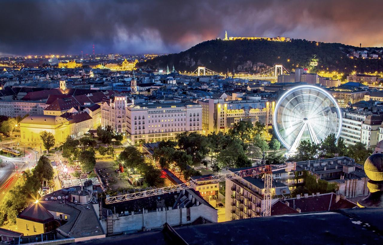 Top Of The City Apartment With Ac, Budapest